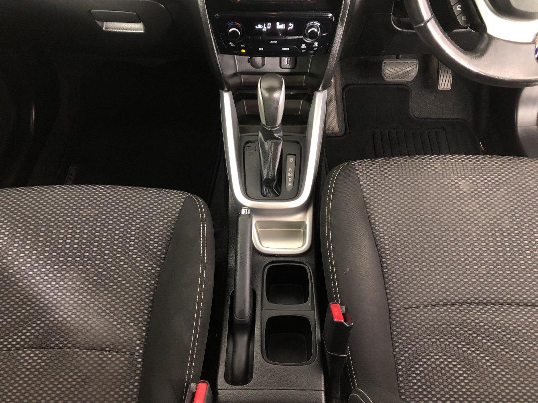 Photo '18' of Suzuki Vitara