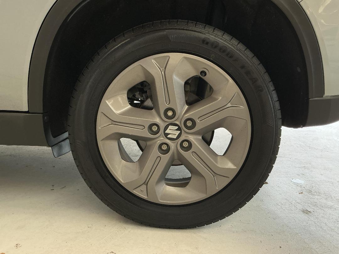 Photo '11' of Suzuki Vitara