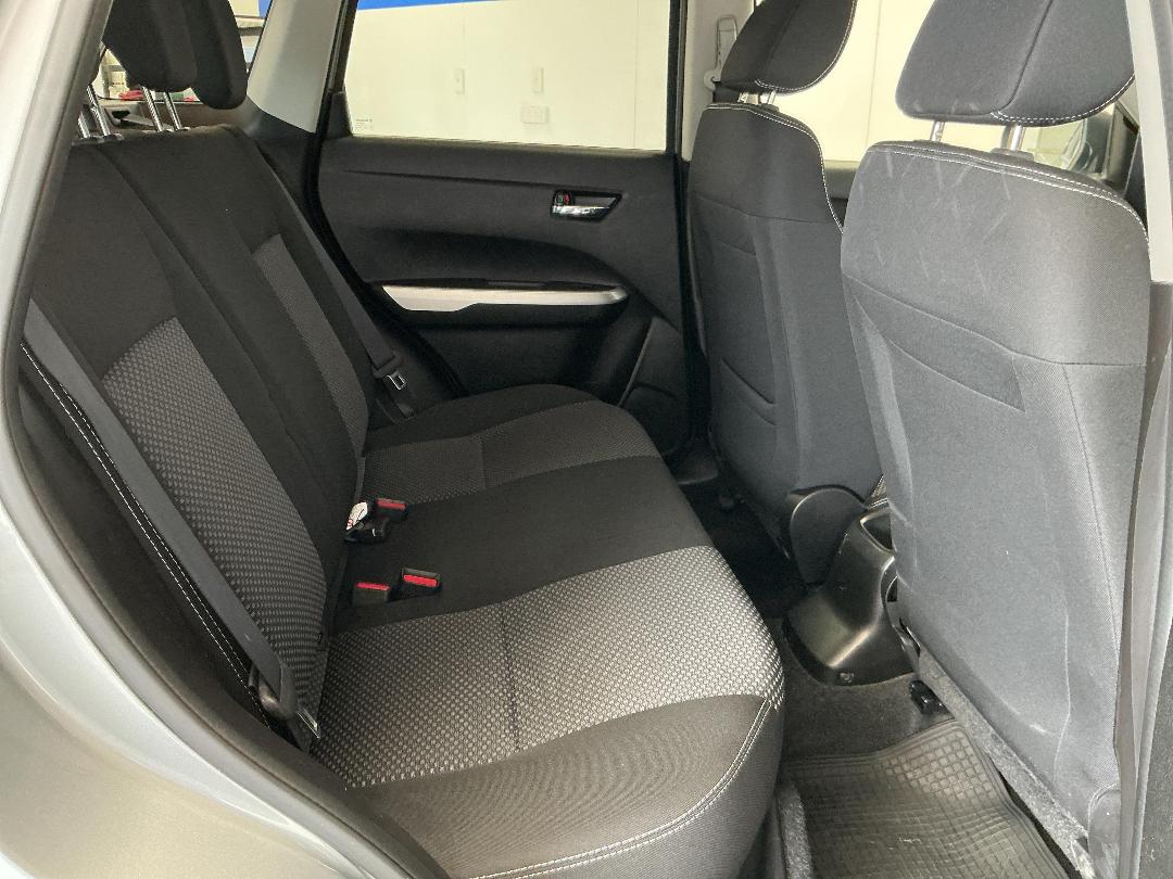 Photo '20' of Suzuki Vitara