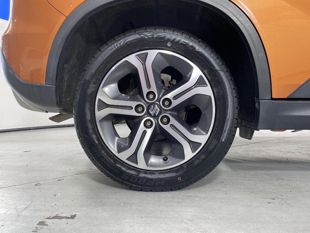 Photo '12' of Suzuki Vitara Photo '12' of Suzuki Vitara