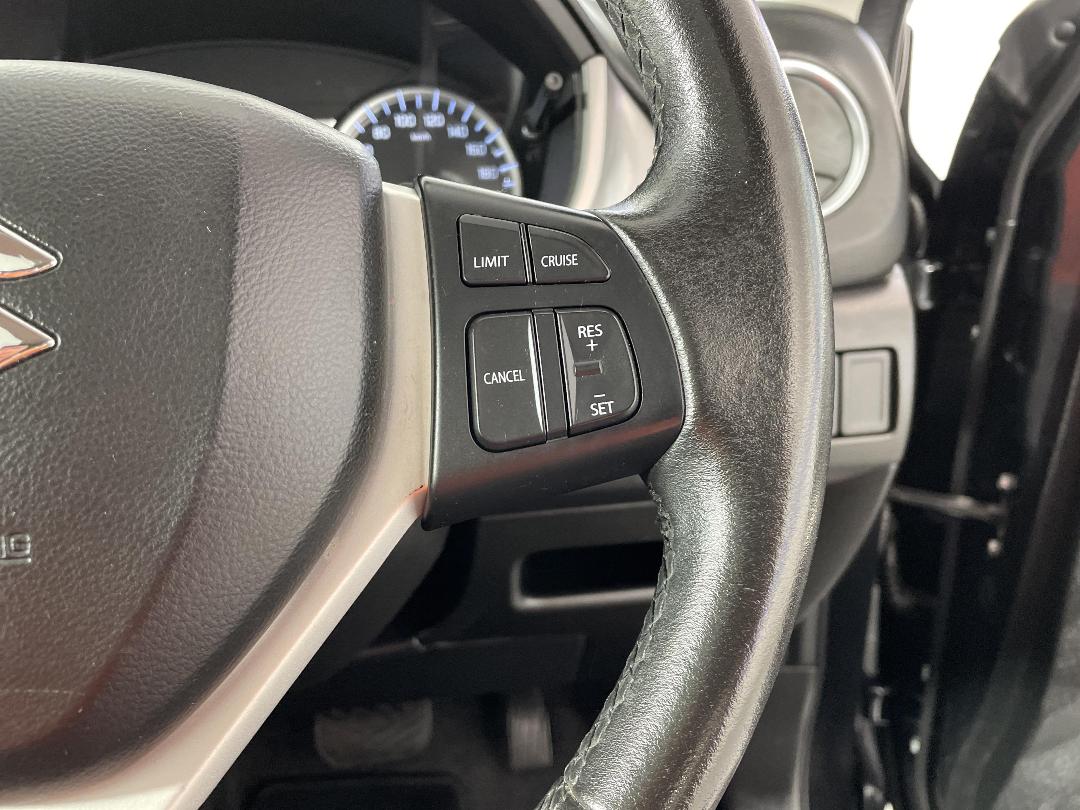 Photo '29' of Suzuki Vitara