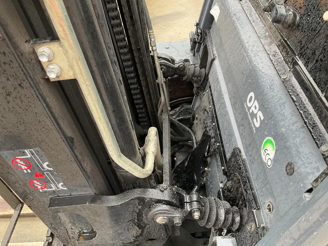 Photo '16' of Toyota 728FDJ35 Forklift Photo '16' of Toyota 728FDJ35 Forklift