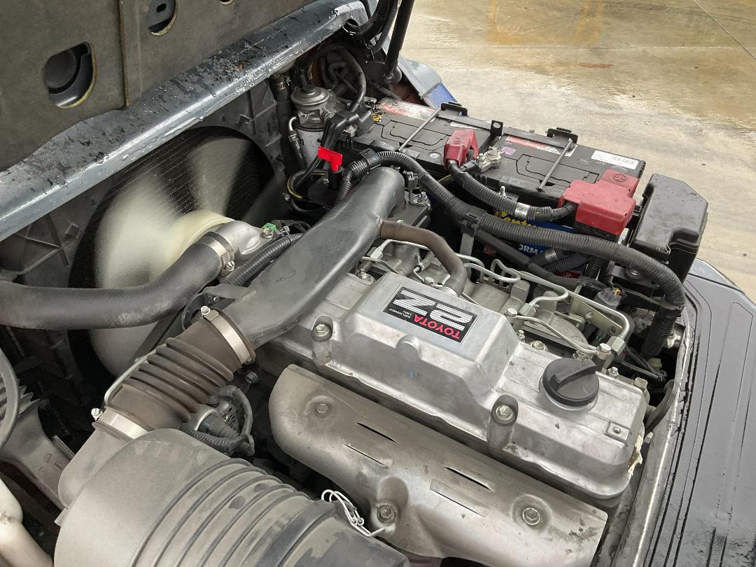 Photo '26' of Toyota 728FDJ35 Forklift Photo '26' of Toyota 728FDJ35 Forklift