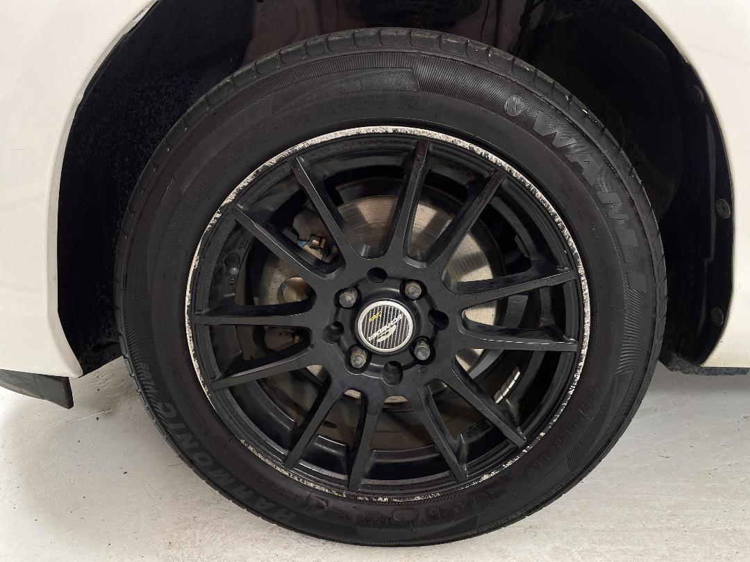 Photo '10' of Toyota Aqua