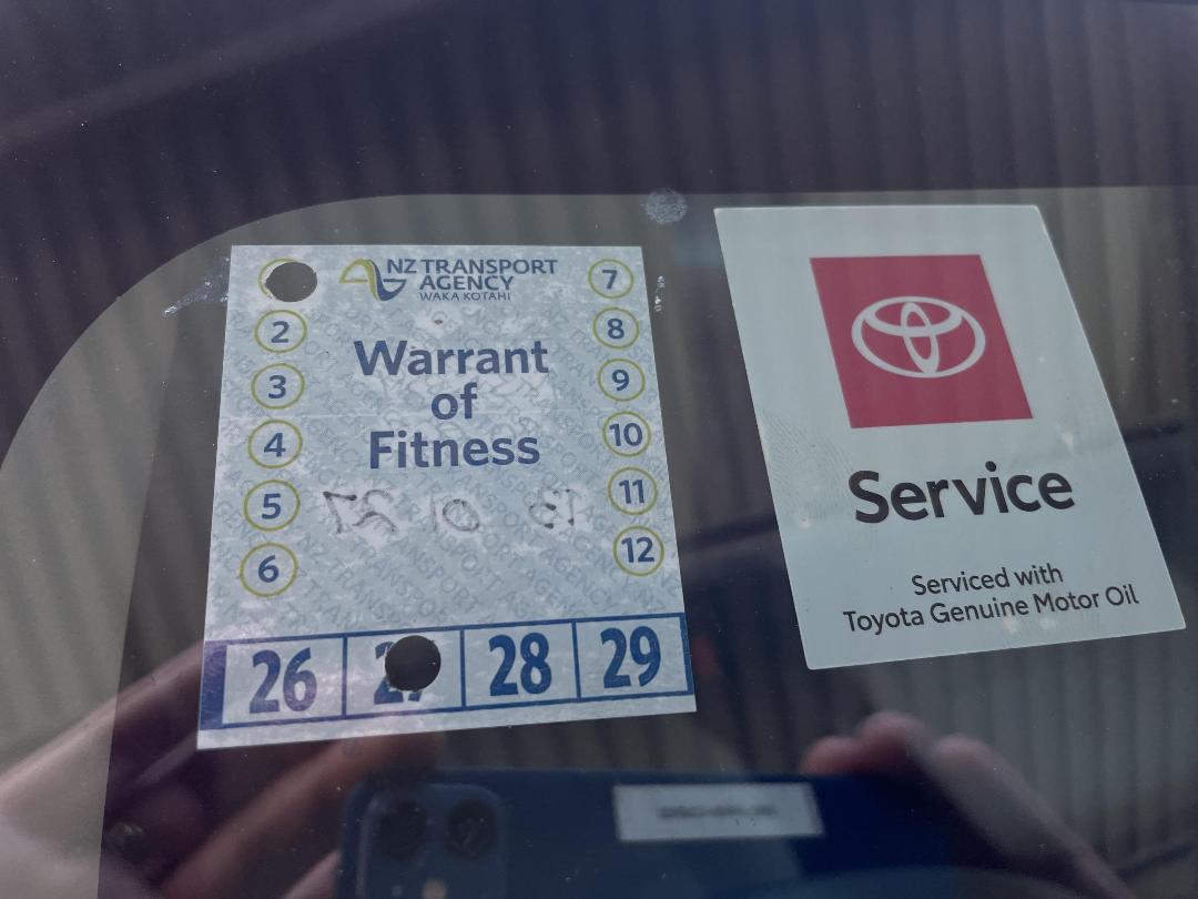 Photo '23' of Toyota Aqua