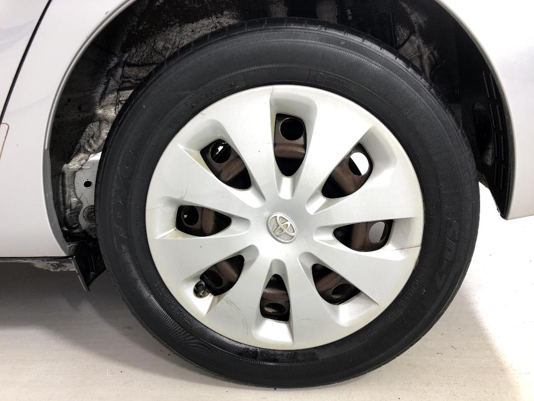 Photo '11' of Toyota Aqua Photo '11' of Toyota Aqua