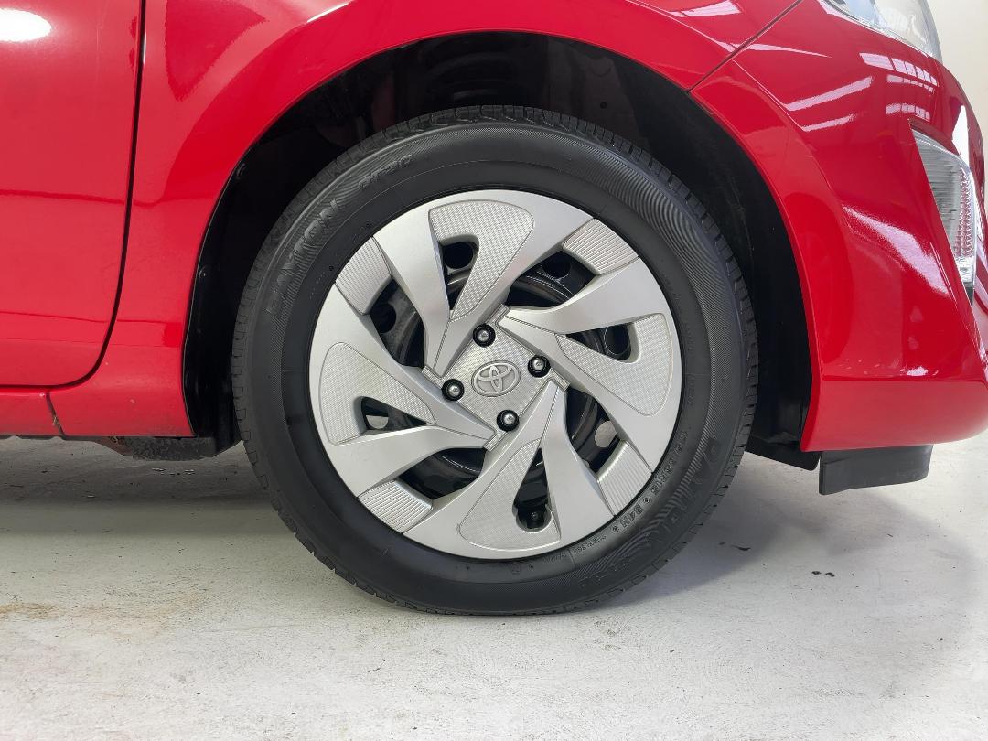 Photo '9' of Toyota Aqua