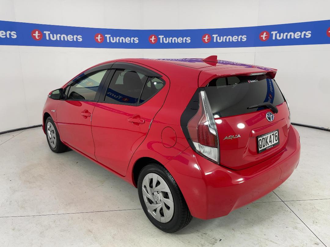 Photo '5' of Toyota Aqua