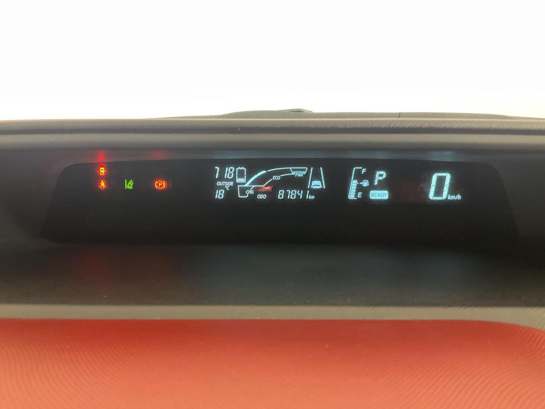 Photo '21' of Toyota Aqua Photo '21' of Toyota Aqua