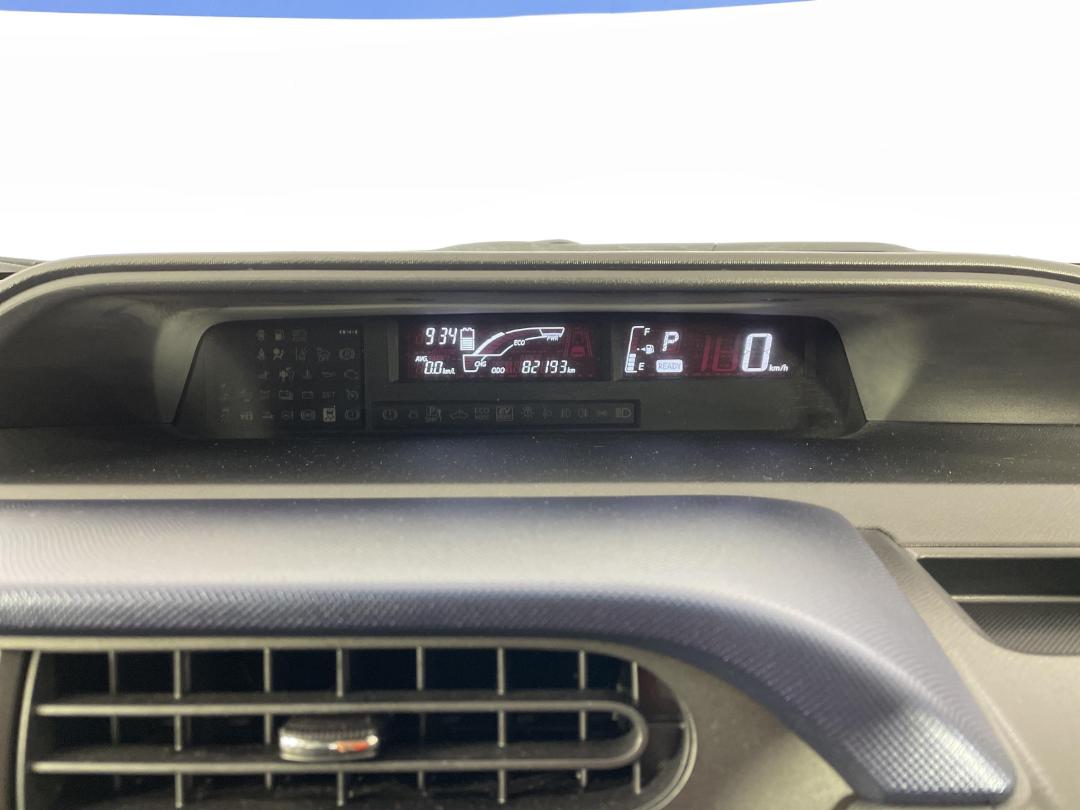 Photo '21' of Toyota Aqua Photo '21' of Toyota Aqua