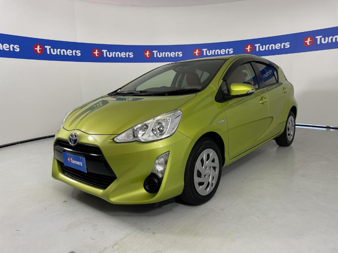 Photo '4' of Toyota Aqua Photo '4' of Toyota Aqua