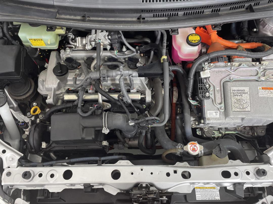 Photo '13' of Toyota Aqua Photo '13' of Toyota Aqua