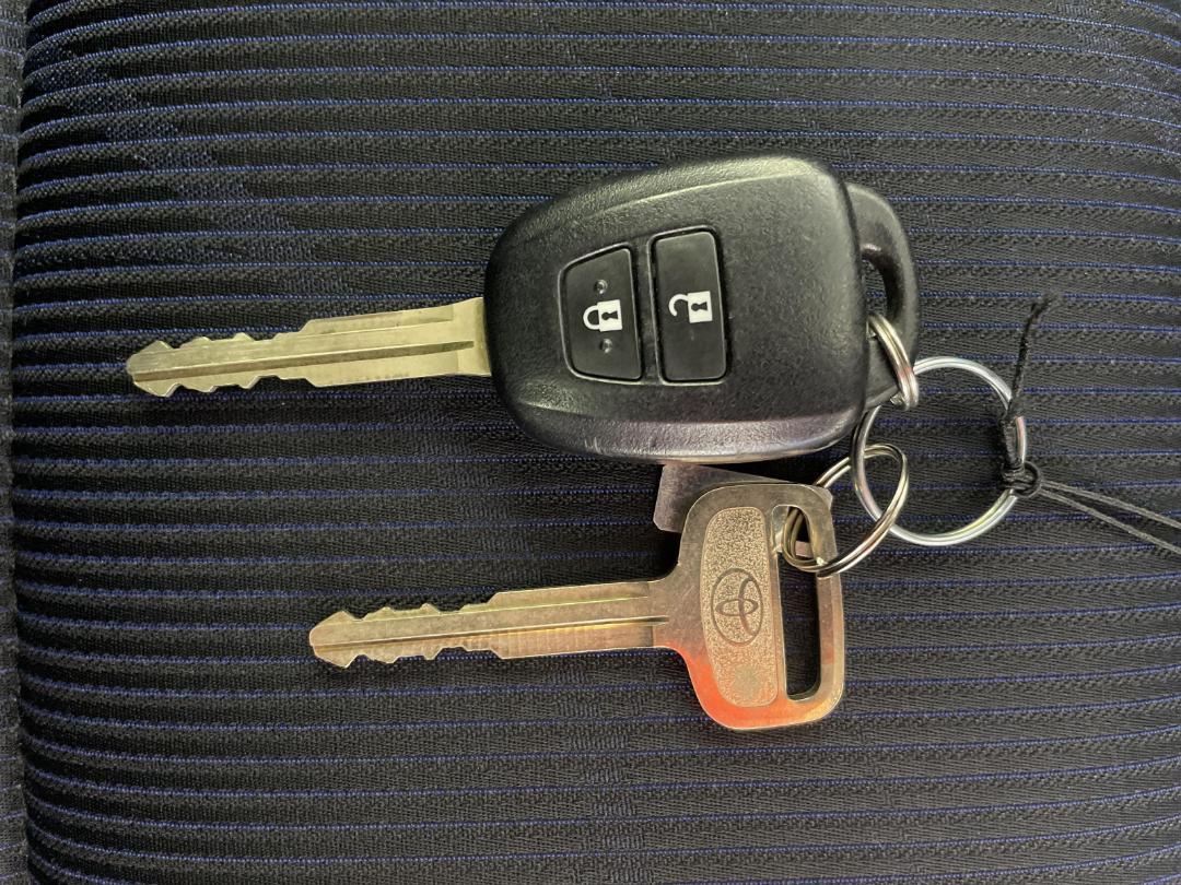 Photo '22' of Toyota Aqua Photo '22' of Toyota Aqua