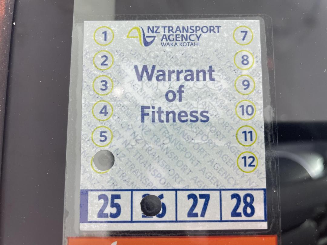 Photo '23' of Toyota Aqua Photo '23' of Toyota Aqua