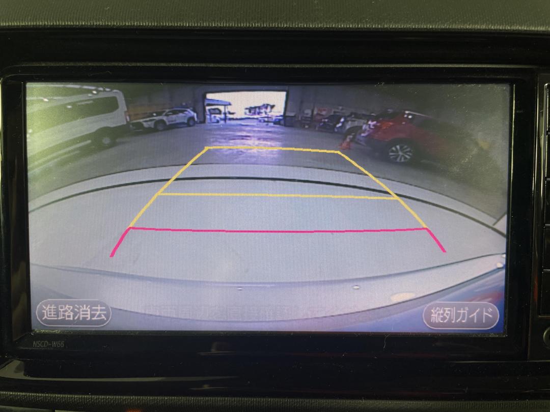 Photo '24' of Toyota Aqua Photo '24' of Toyota Aqua