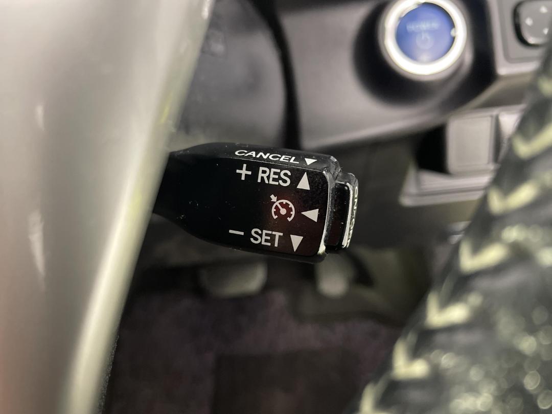 Photo '23' of Toyota Aqua Photo '23' of Toyota Aqua