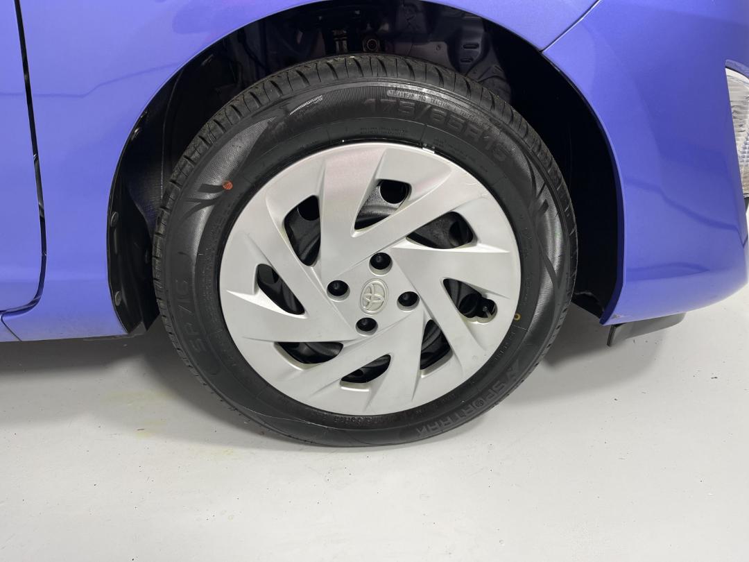 Photo '9' of Toyota Aqua Photo '9' of Toyota Aqua