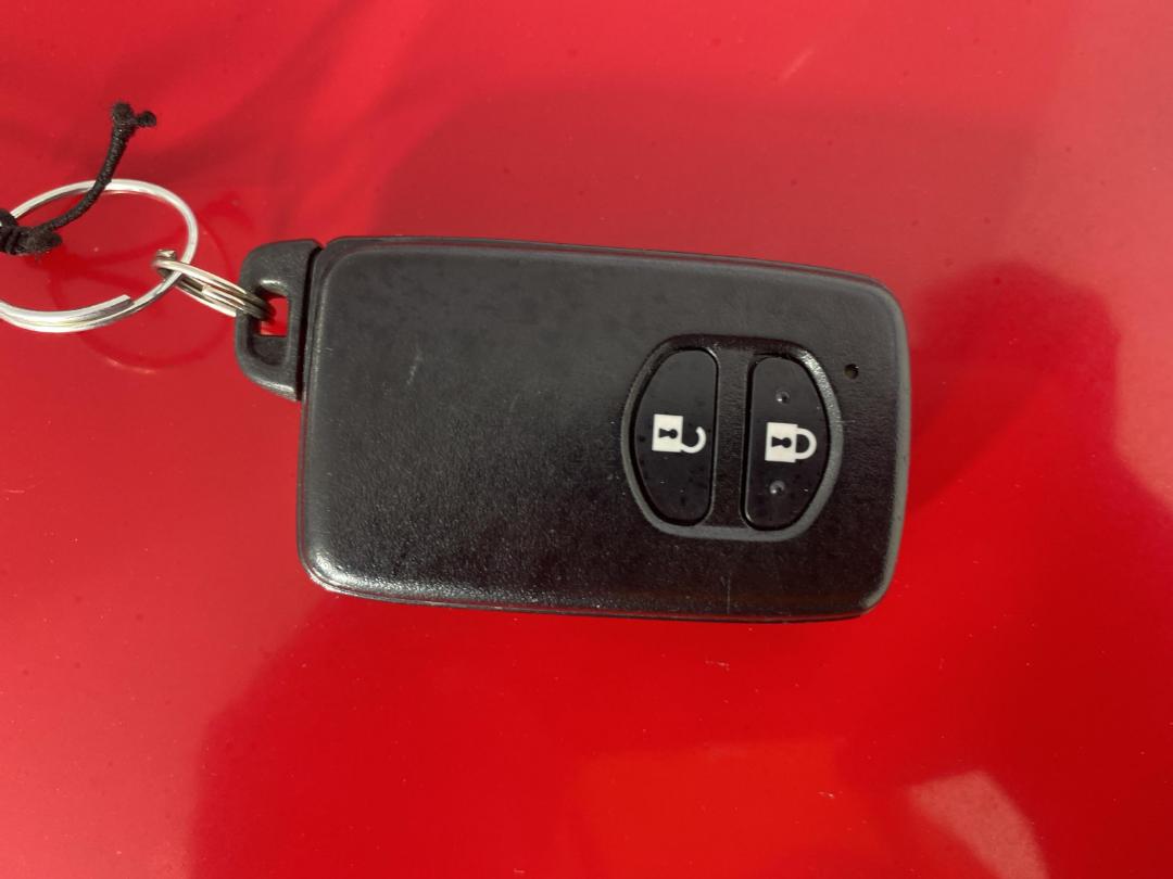 Photo '22' of Toyota Aqua Photo '22' of Toyota Aqua