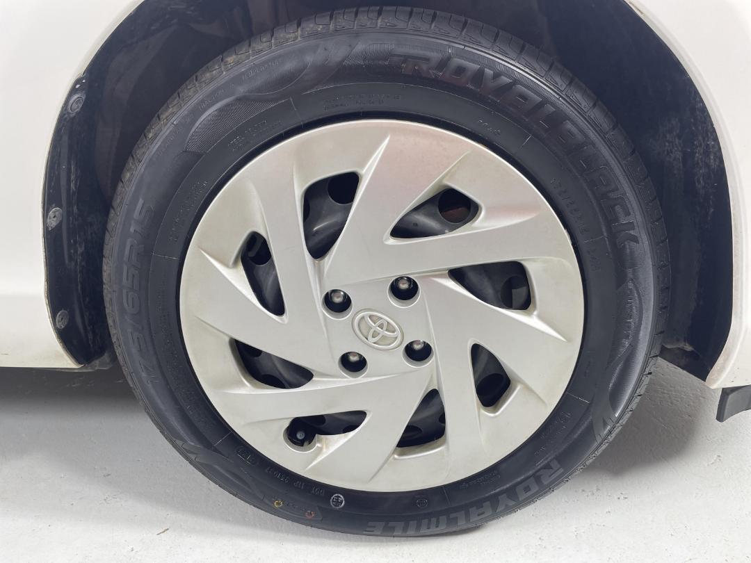 Photo '9' of Toyota Aqua Photo '9' of Toyota Aqua