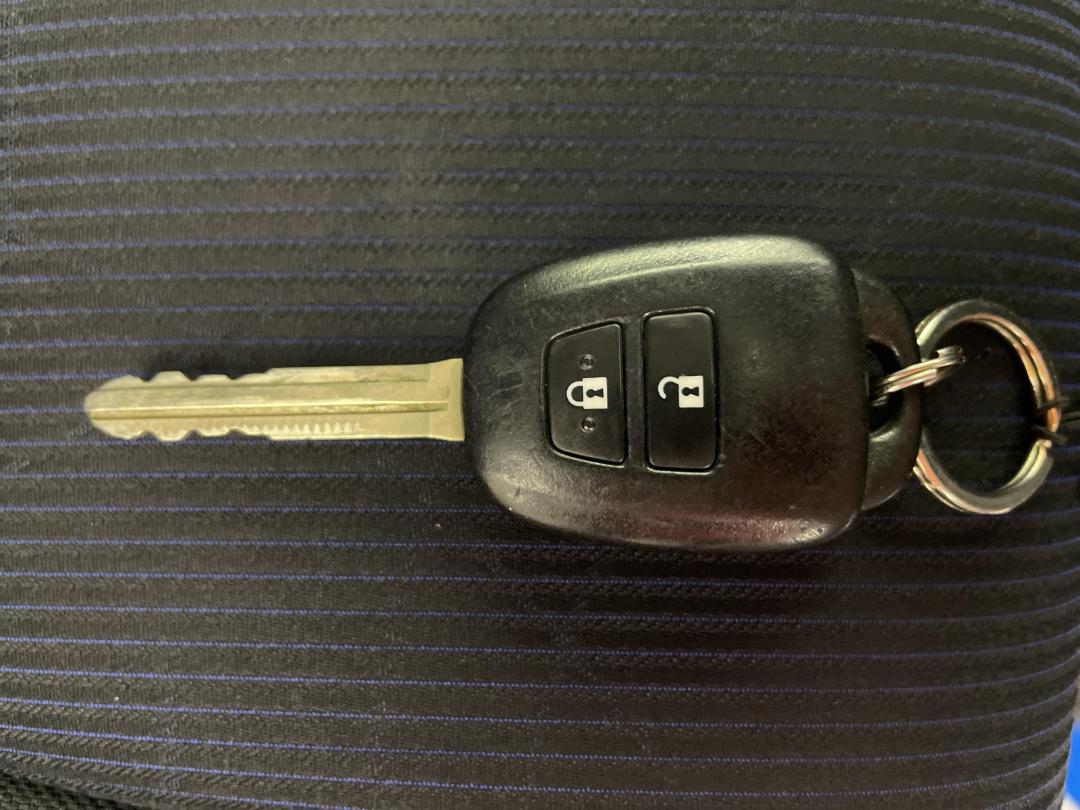 Photo '22' of Toyota Aqua Photo '22' of Toyota Aqua