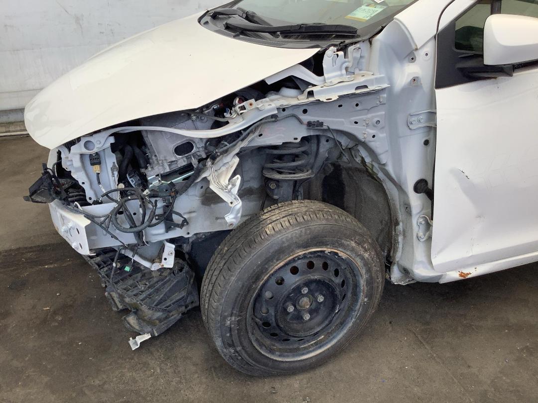 Photo '2' of Toyota Aqua Hybrid Photo '2' of Toyota Aqua Hybrid