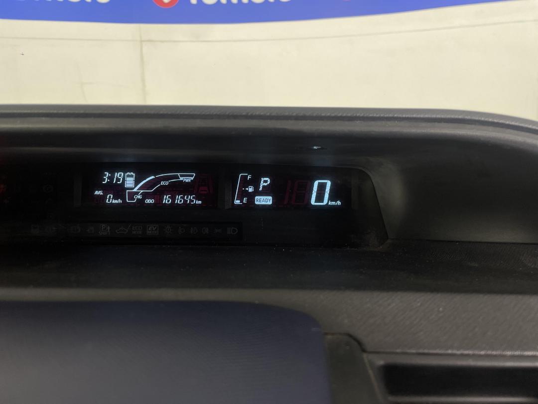 Photo '21' of Toyota Aqua