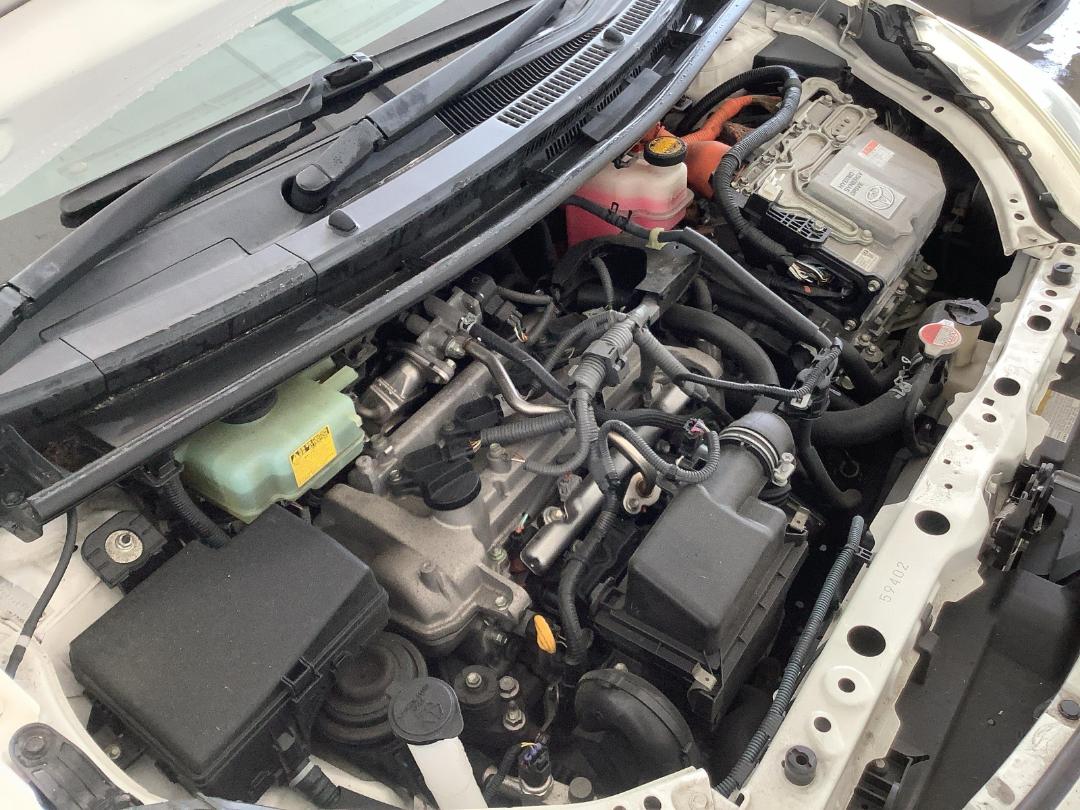 Photo '12' of Toyota Aqua Hybrid Photo '12' of Toyota Aqua Hybrid