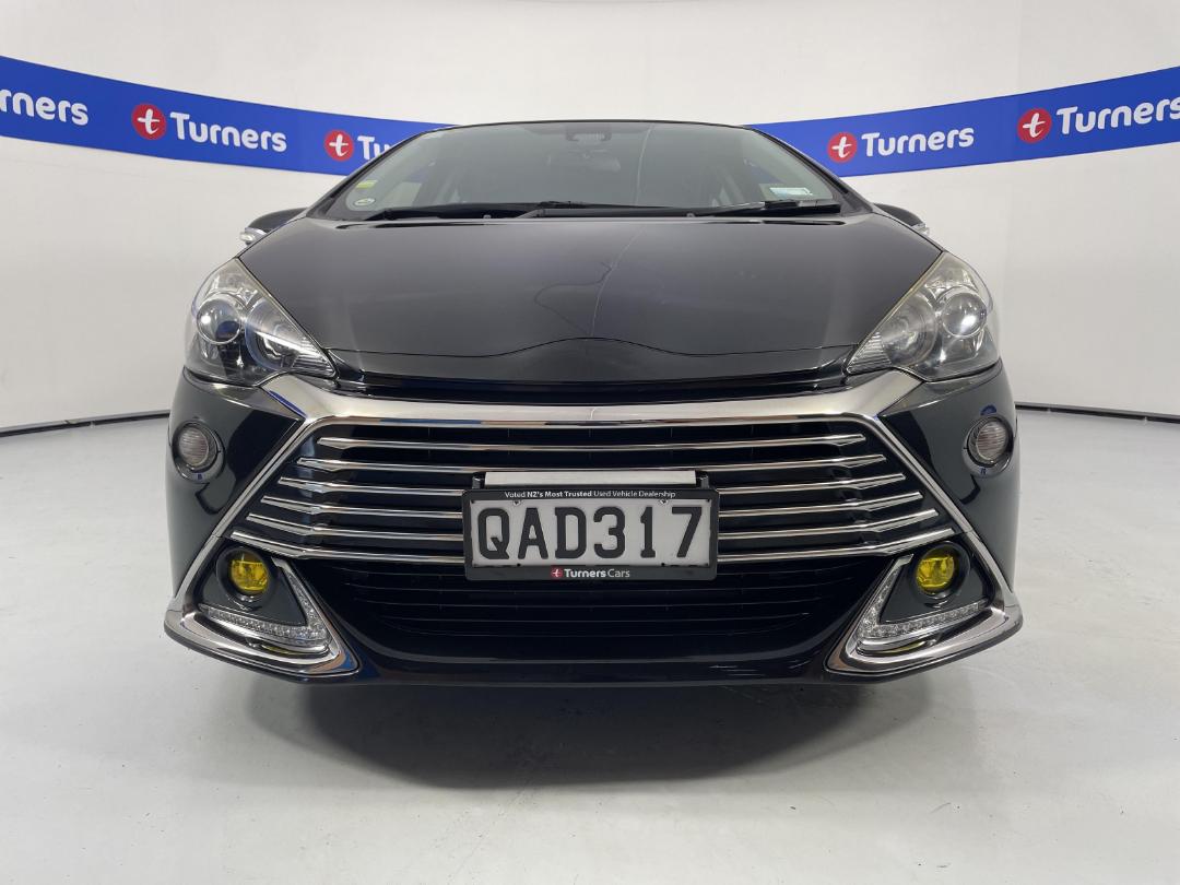 Photo '2' of Toyota Aqua Photo '2' of Toyota Aqua