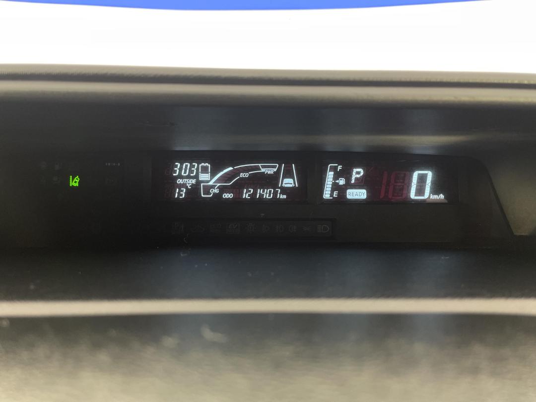 Photo '21' of Toyota Aqua Photo '21' of Toyota Aqua