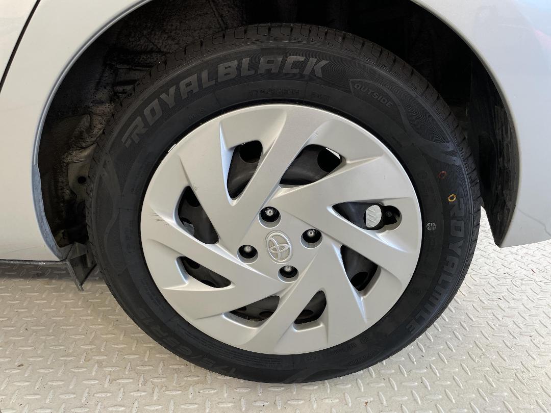 Photo '11' of Toyota Aqua Photo '11' of Toyota Aqua