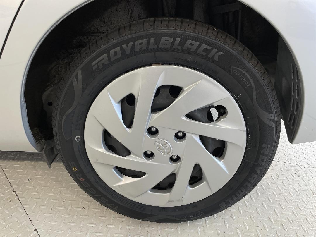 Photo '11' of Toyota Aqua Photo '11' of Toyota Aqua