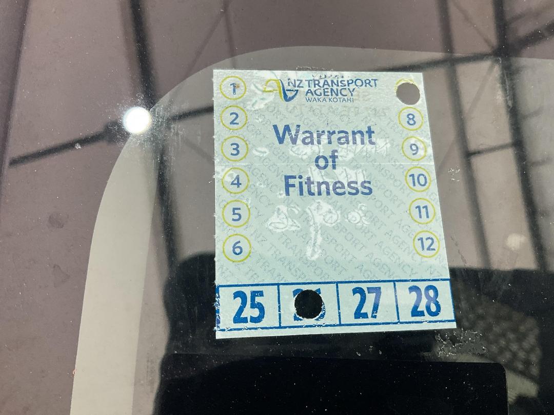 Photo '28' of Toyota Aqua Photo '28' of Toyota Aqua