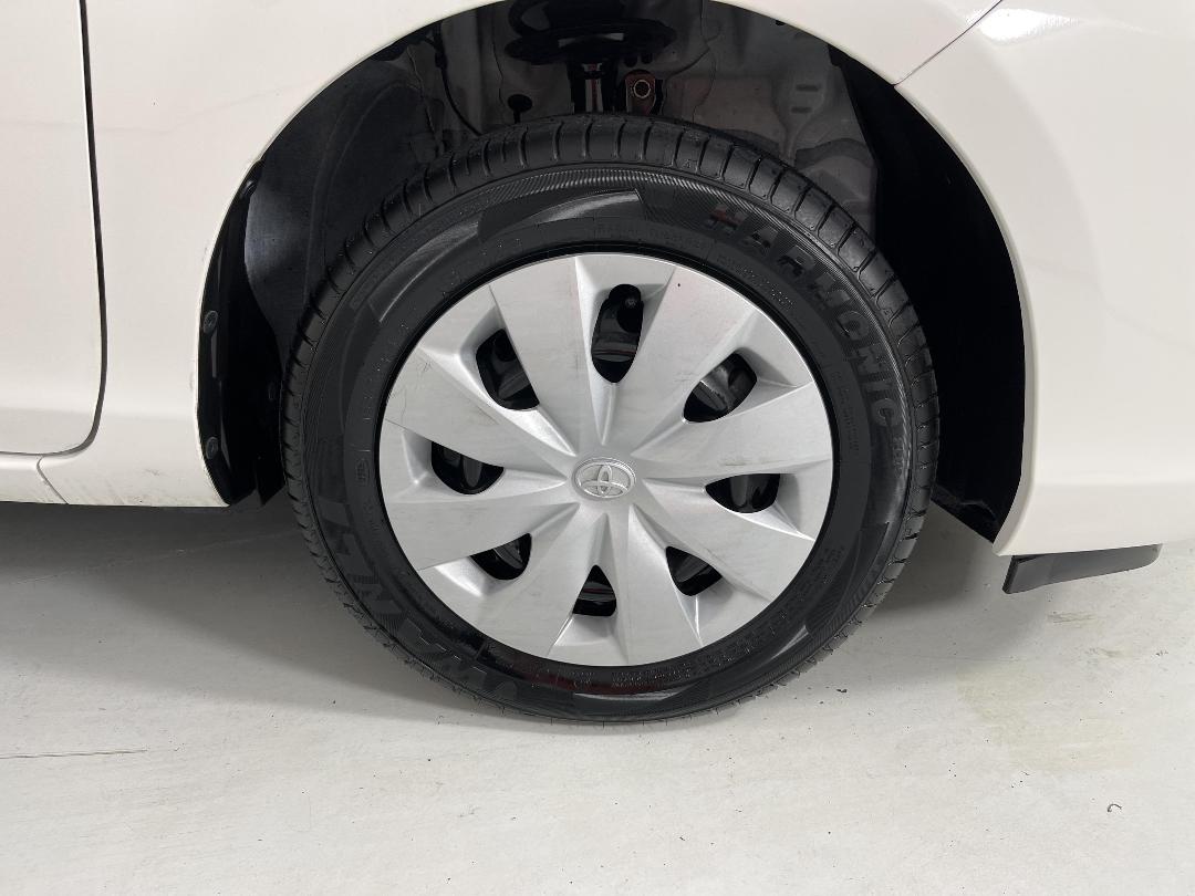 Photo '9' of Toyota Aqua Photo '9' of Toyota Aqua