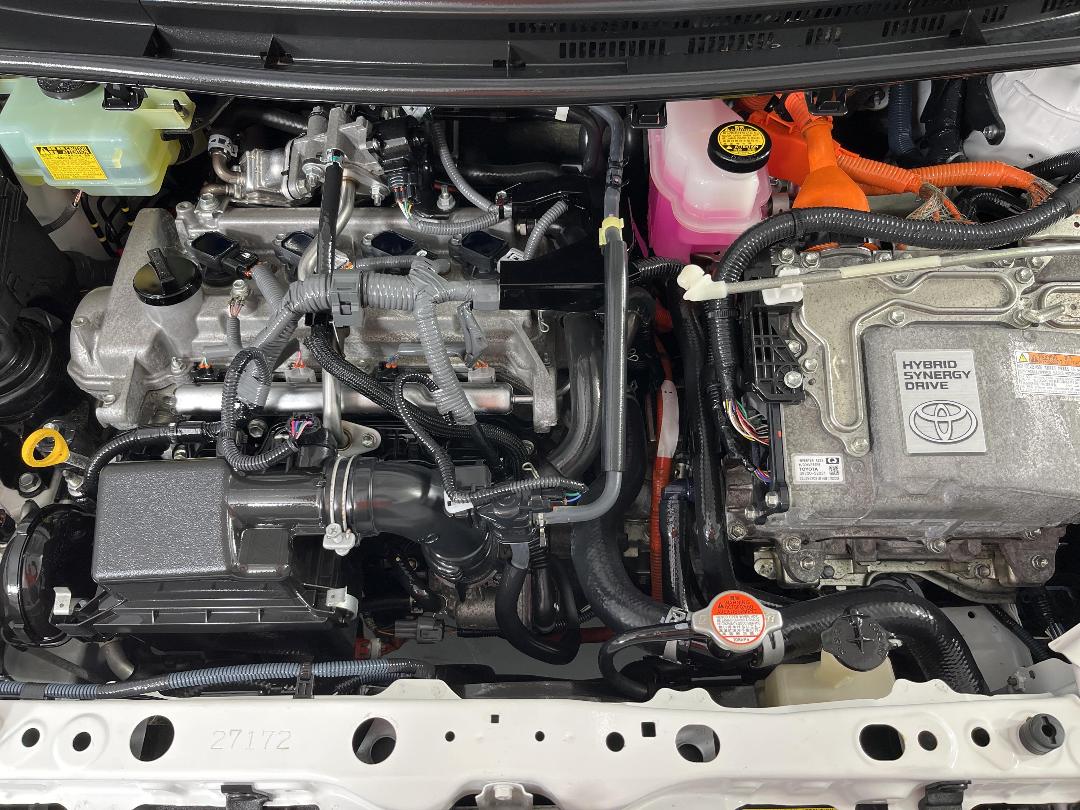 Photo '13' of Toyota Aqua Photo '13' of Toyota Aqua