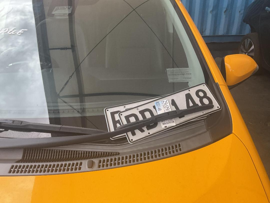 Photo '17' of Toyota Aqua Hybrid