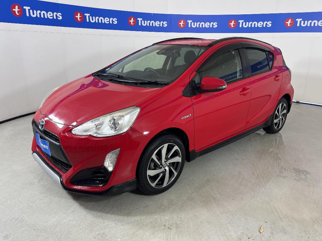 Photo '4' of Toyota Aqua