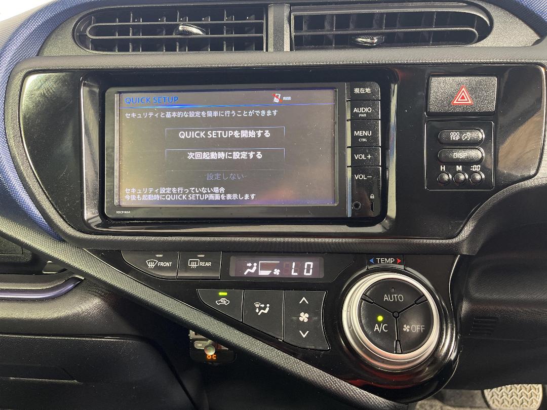 Photo '27' of Toyota Aqua