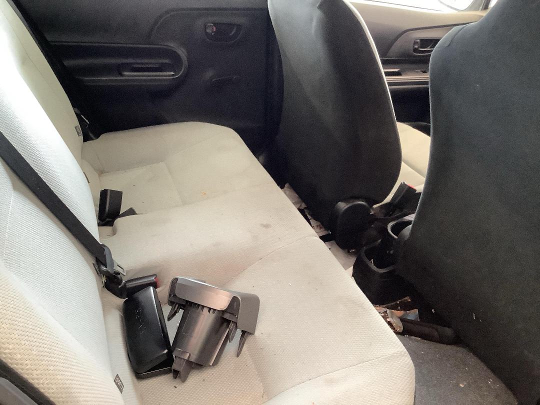 Photo '8' of Toyota Aqua Photo '8' of Toyota Aqua