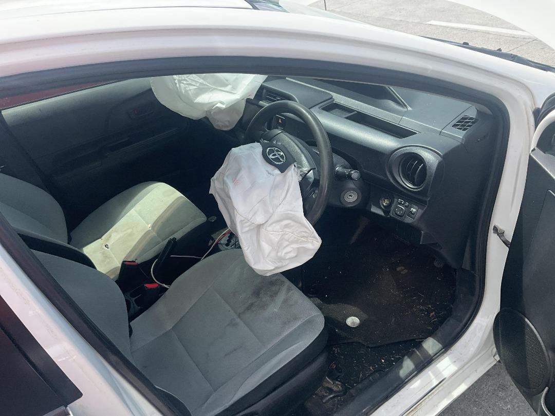 Photo '9' of Toyota Aqua