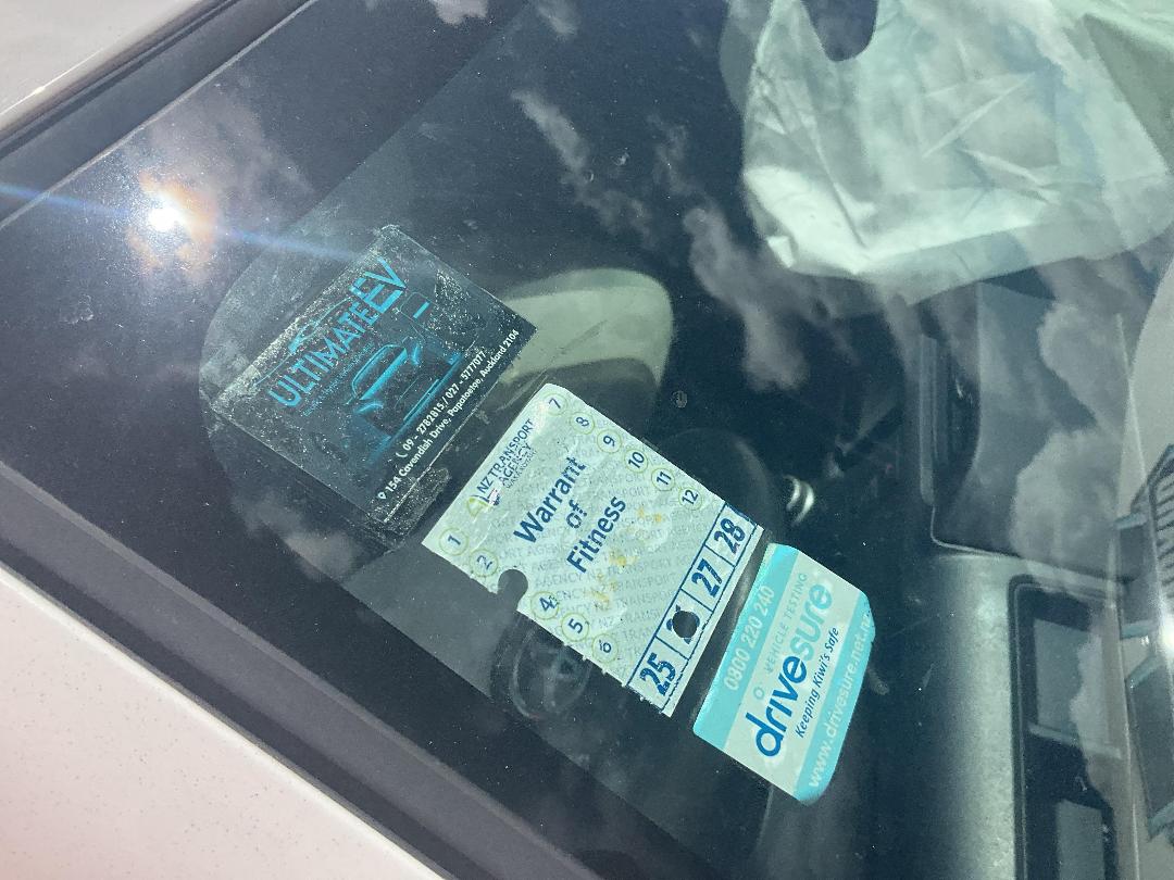 Photo '12' of Toyota Aqua