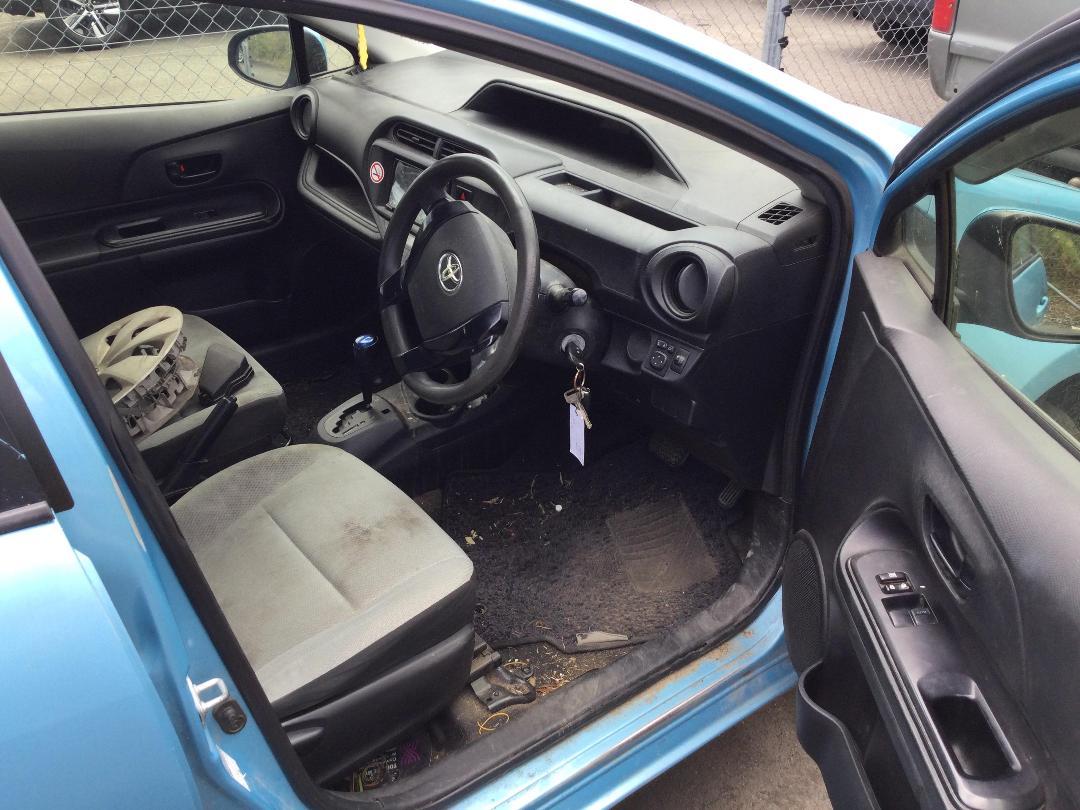 Photo '6' of Toyota Aqua Photo '6' of Toyota Aqua