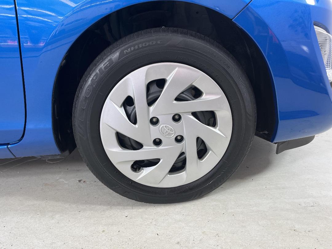 Photo '9' of Toyota Aqua