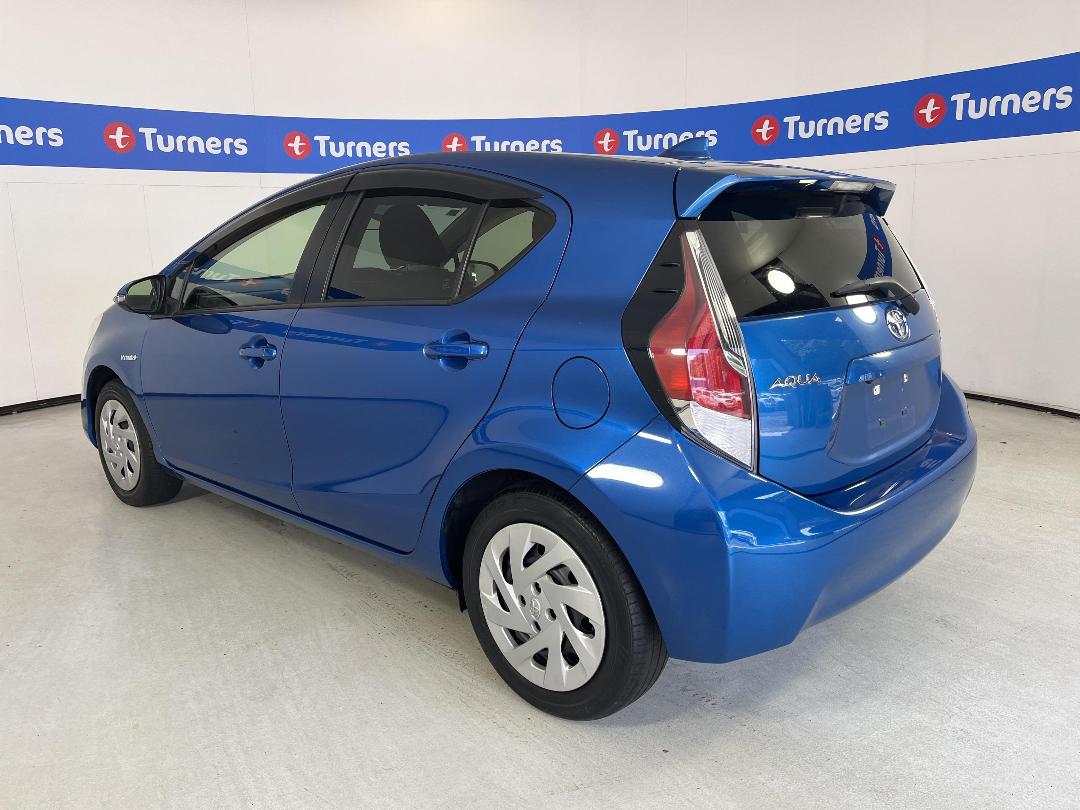 Photo '5' of Toyota Aqua