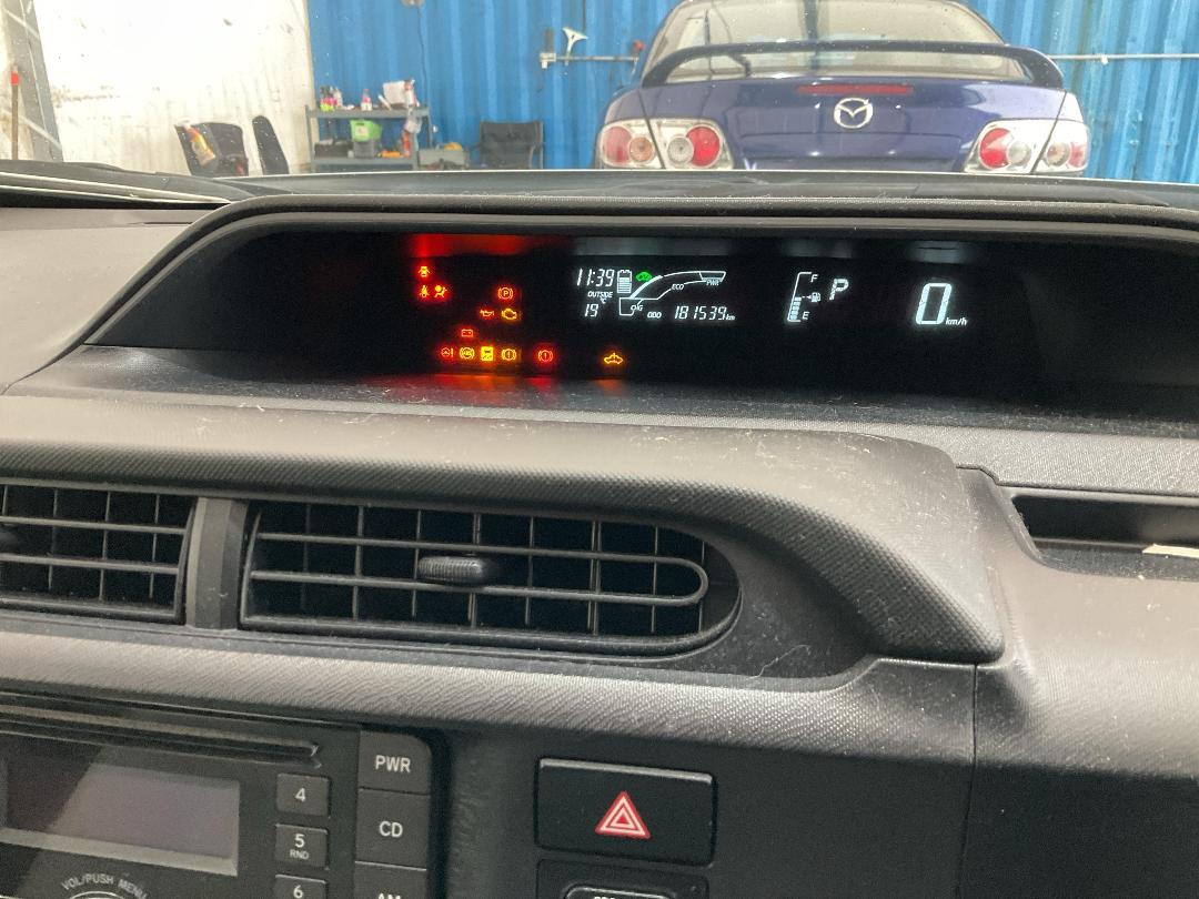 Photo '9' of Toyota Aqua