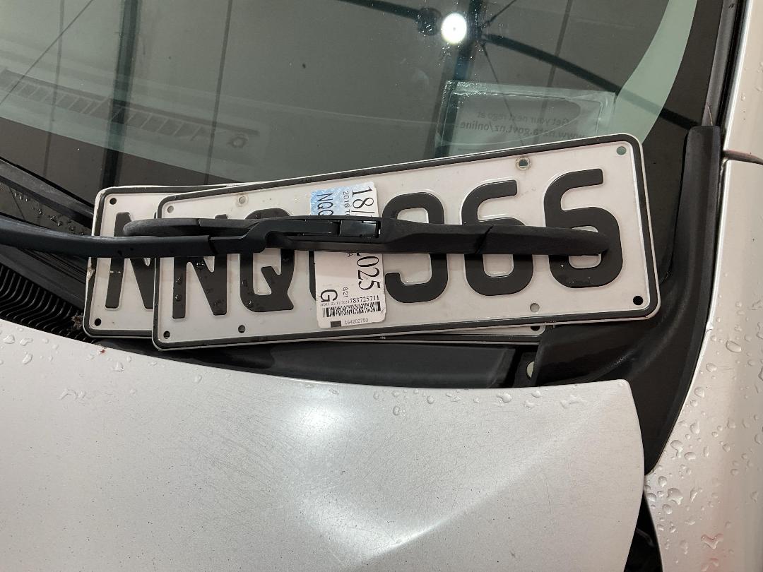 Photo '15' of Toyota Aqua