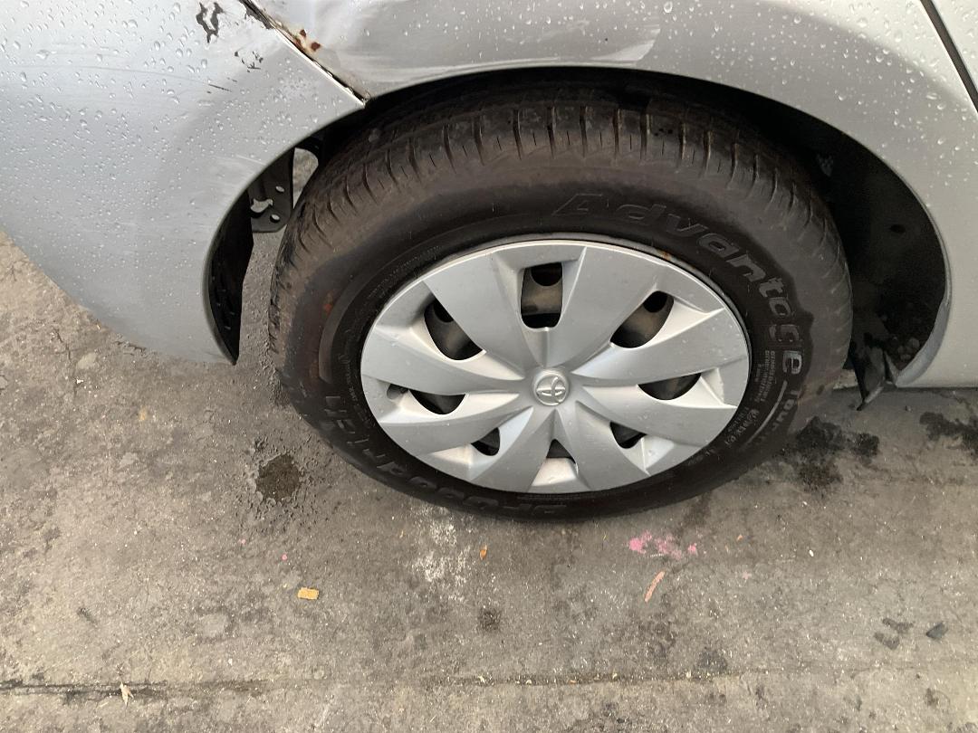 Photo '31' of Toyota Aqua