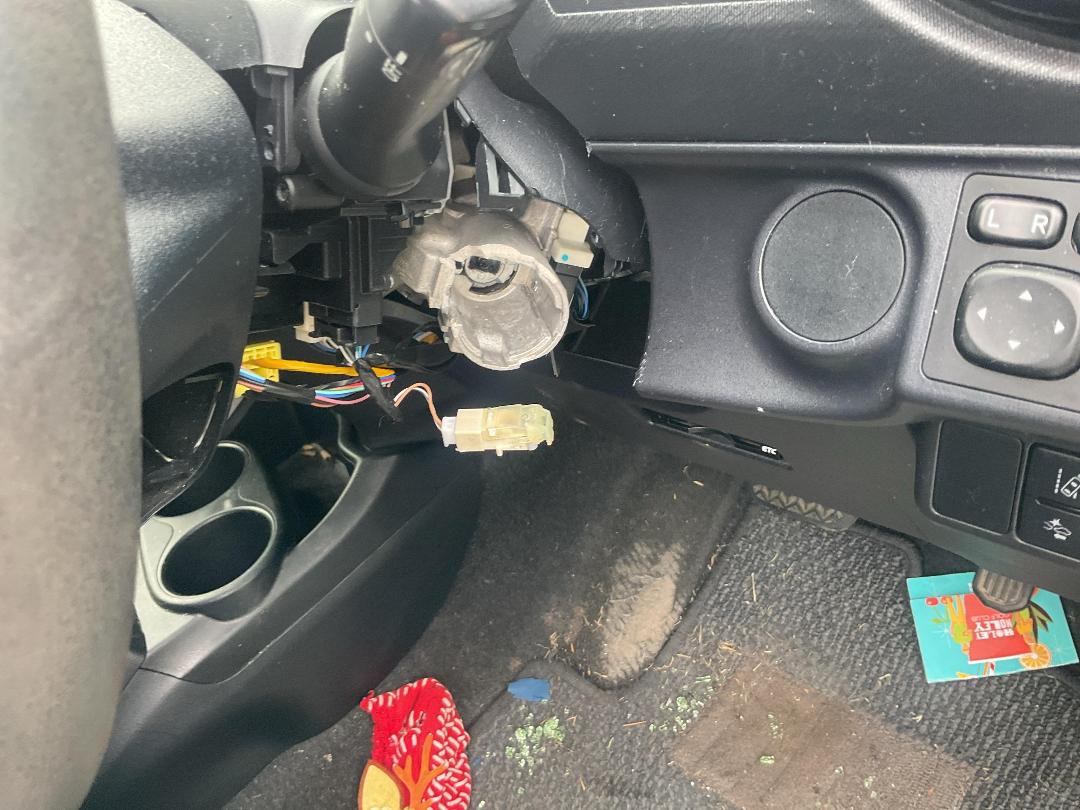 Photo '12' of Toyota Aqua