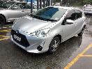 Thumbnail '2' of Toyota Aqua