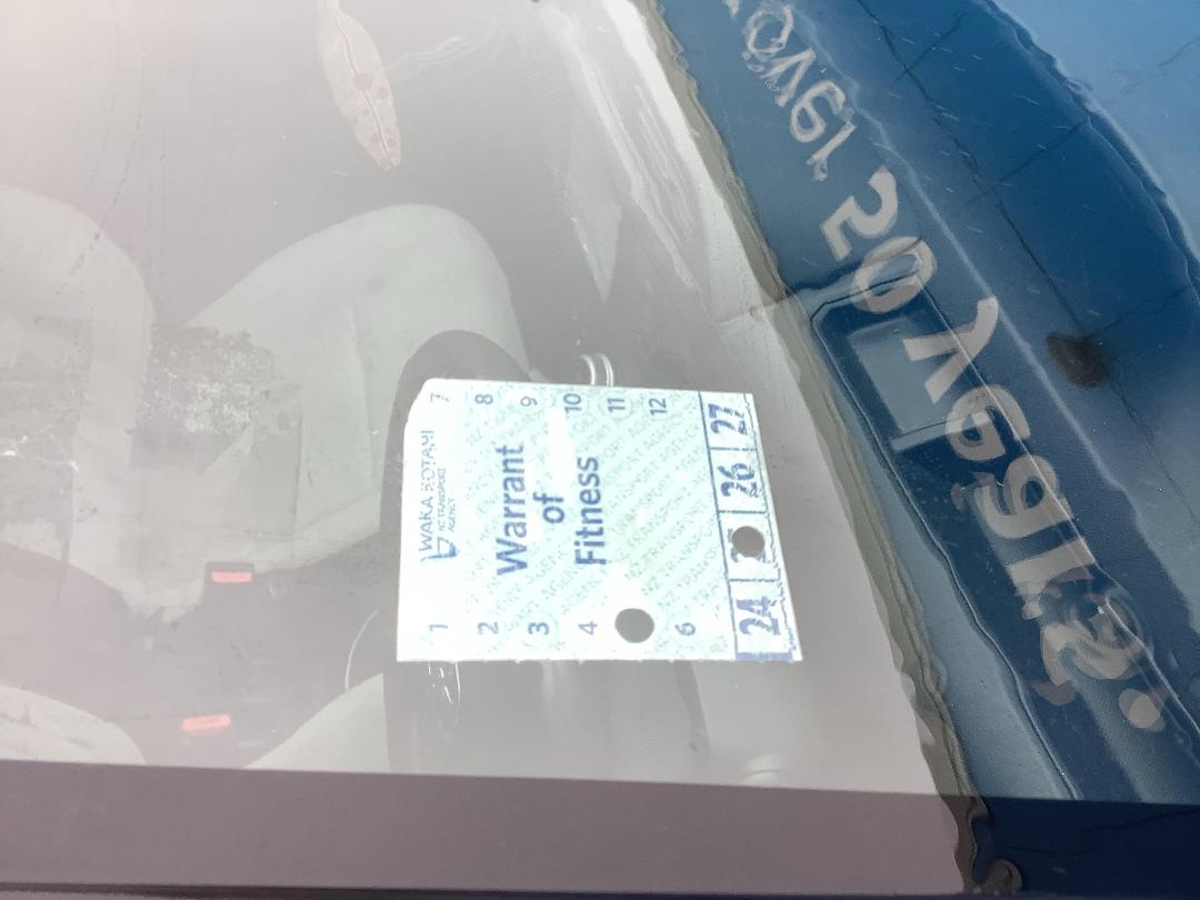 Photo '9' of Toyota Aqua Photo '9' of Toyota Aqua