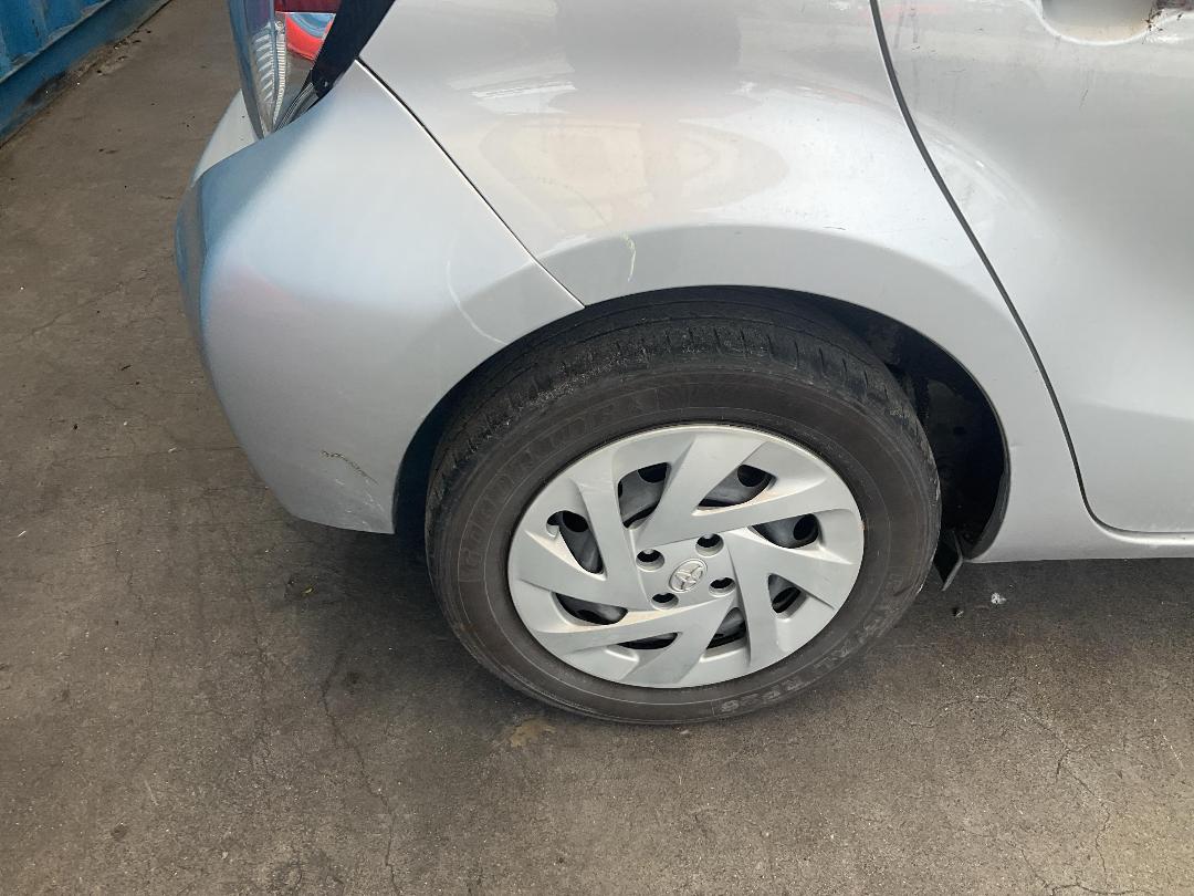 Photo '16' of Toyota Aqua